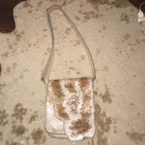 Gorgeous Bedstu White Distressed Bag